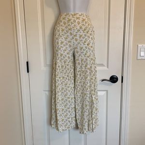 Forever 21 Floral Pant